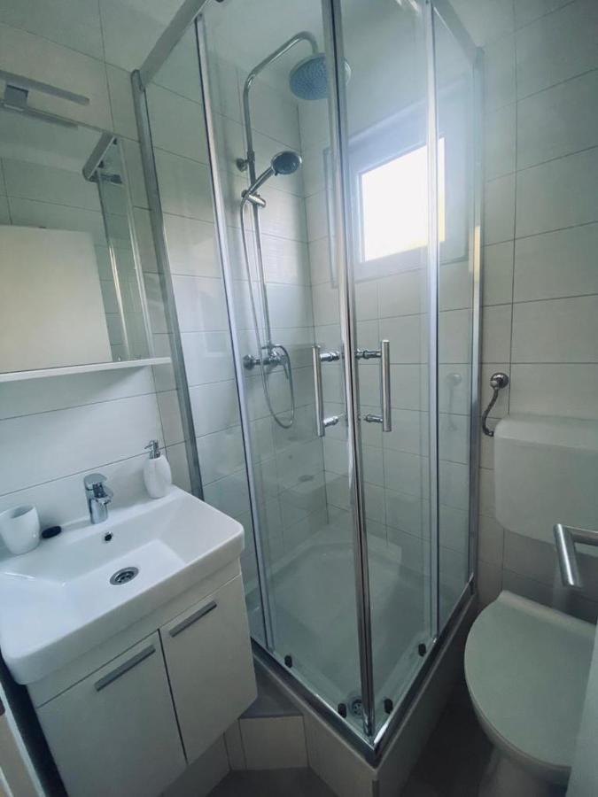 Apartmani Mila สตารีกราด-ปาเคลนีซา ภายนอก รูปภาพ